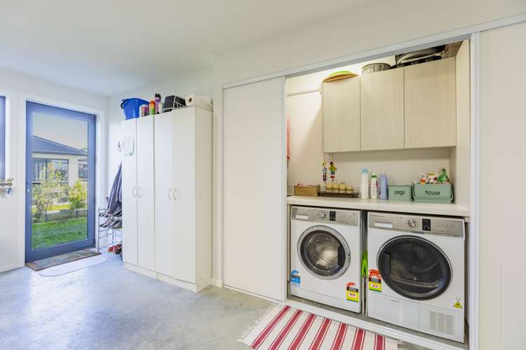 8 White Road Otane_13