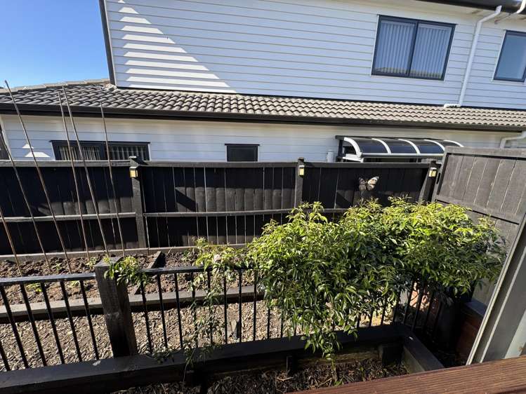 18 Horsefield Drive Flat Bush_16