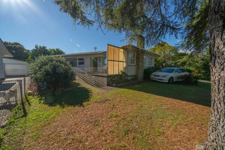 7 McDivitt Street Manurewa_15