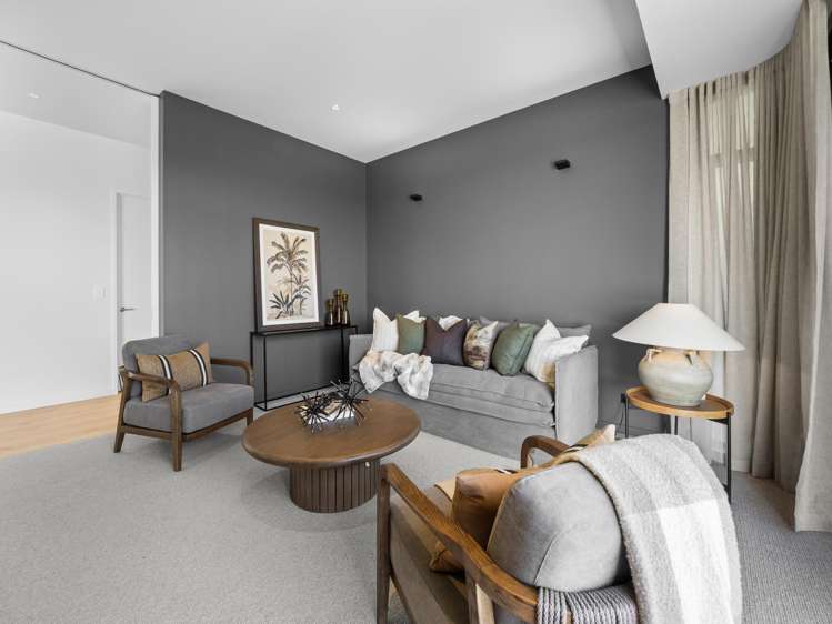 25 Bridgewater Quay Lake Hood_8