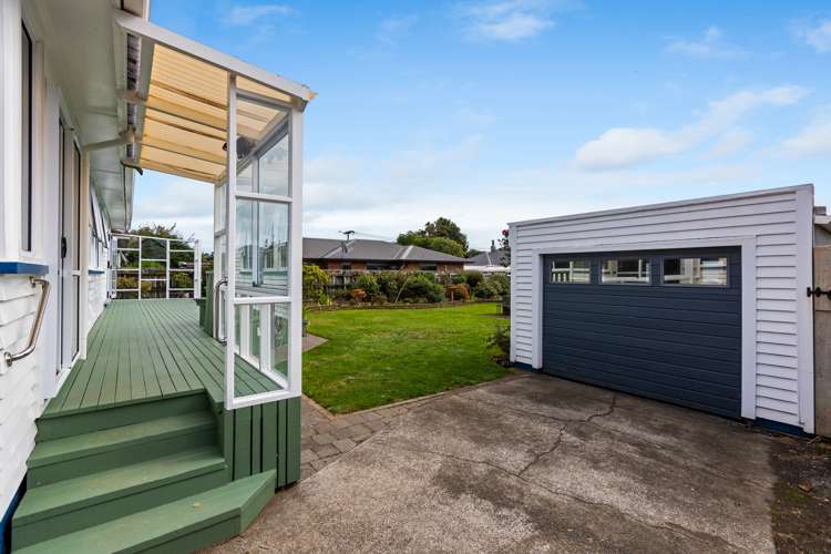 11 Karaka Street Merrilands_16