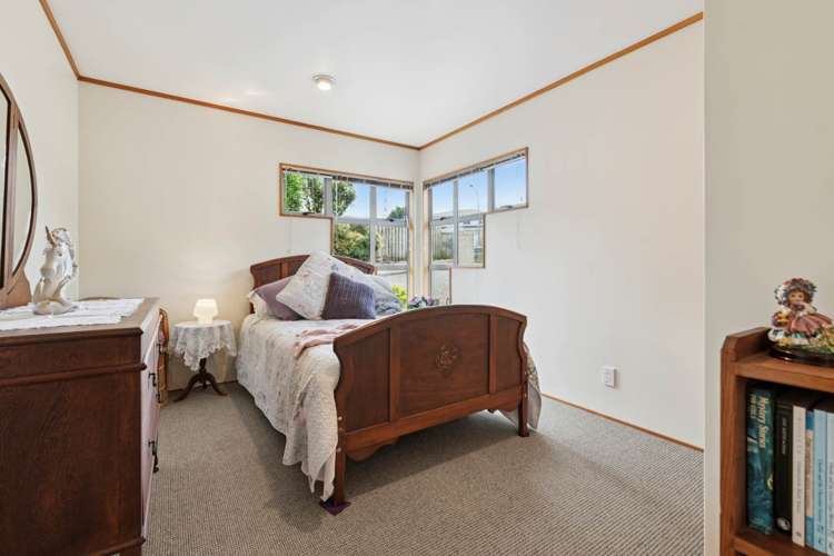 32 Kuripaka Crescent The Gardens_10