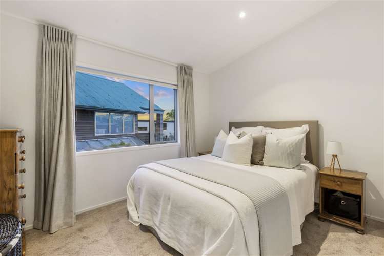 7 William Bayes Place Red Beach_12