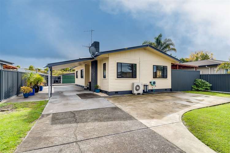 76 Clarence Cox Crescent Pirimai_5