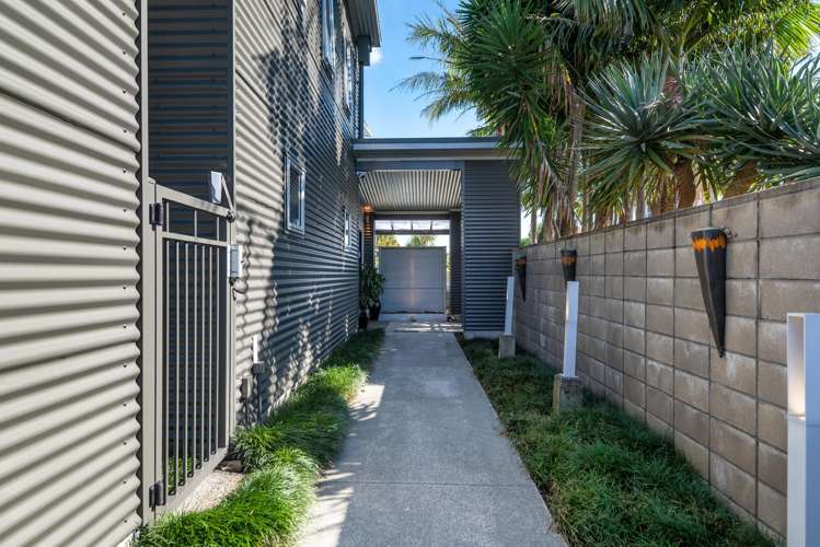 2 Pounamu Avenue_2