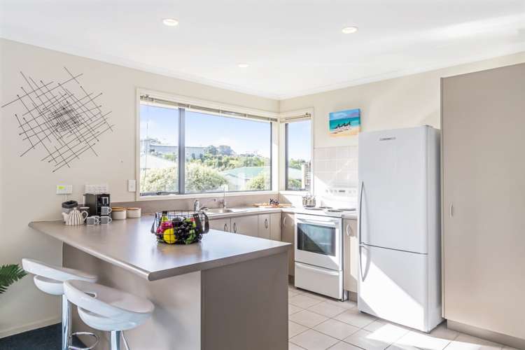 6 Robinia Place Snells Beach_31