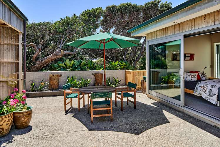 16 Bothamley Lane Titahi Bay_15