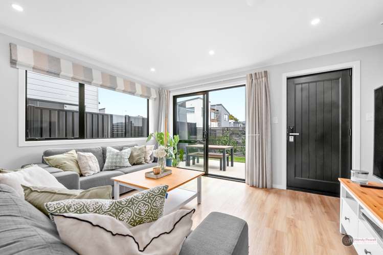 11 Desert Gold Lane Wallaceville_1