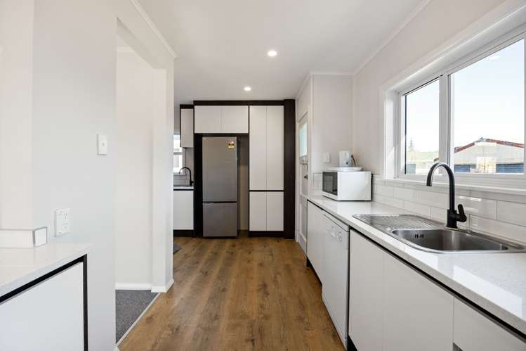 4 & 4A Mount View Road Melville_5