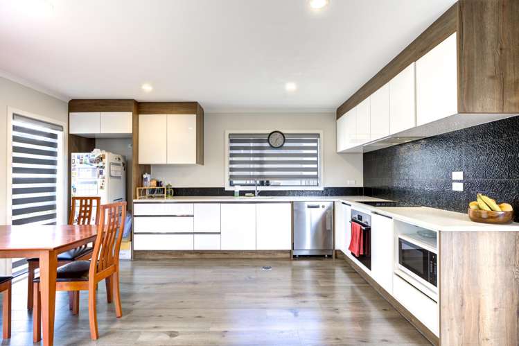 2/54 Carrington Avenue Hillcrest_2