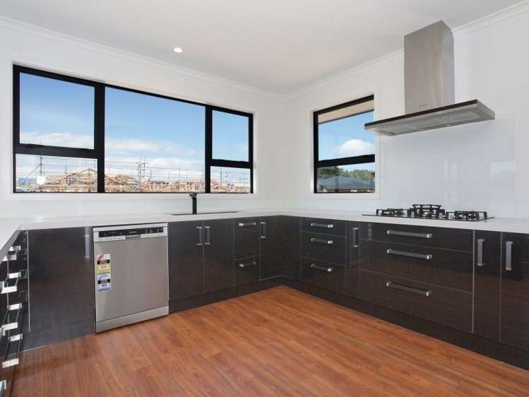 2 Mahi Grove Feilding_5