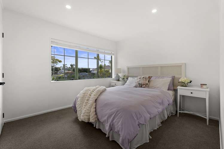 22 Lakeside Drive Orewa_15