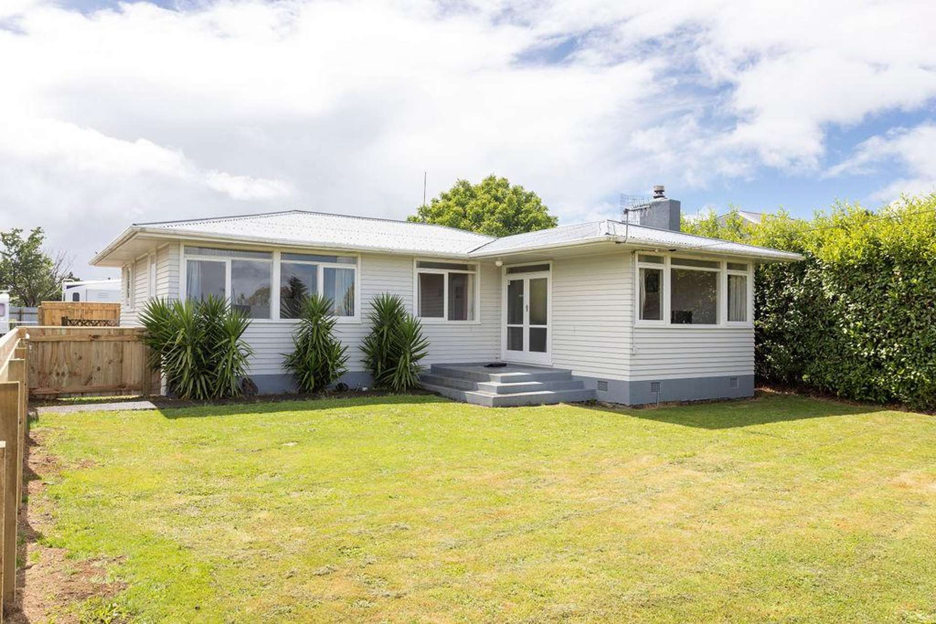 21 York Street Dannevirke_0