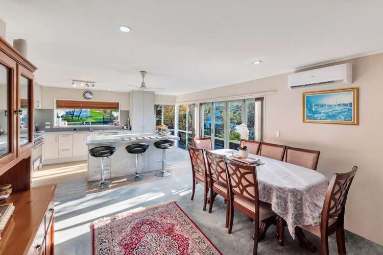 2/160 Cliff View Drive Green Bay_7