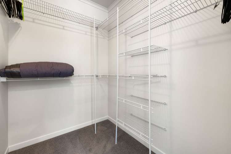 53 Barrington Drive Huntington_25