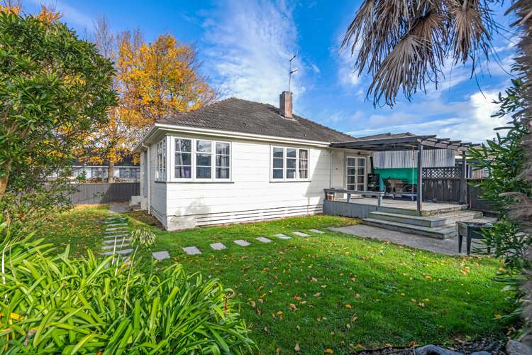 2 Hinton Place Roslyn_16