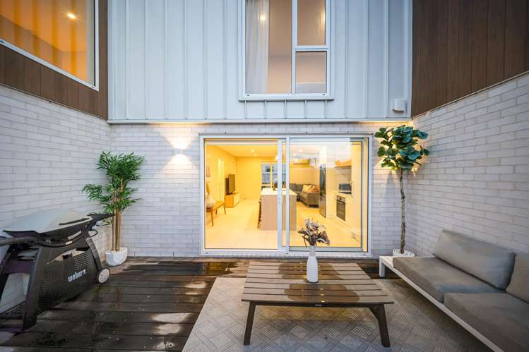 4/49 Marine Parade North New Brighton_13