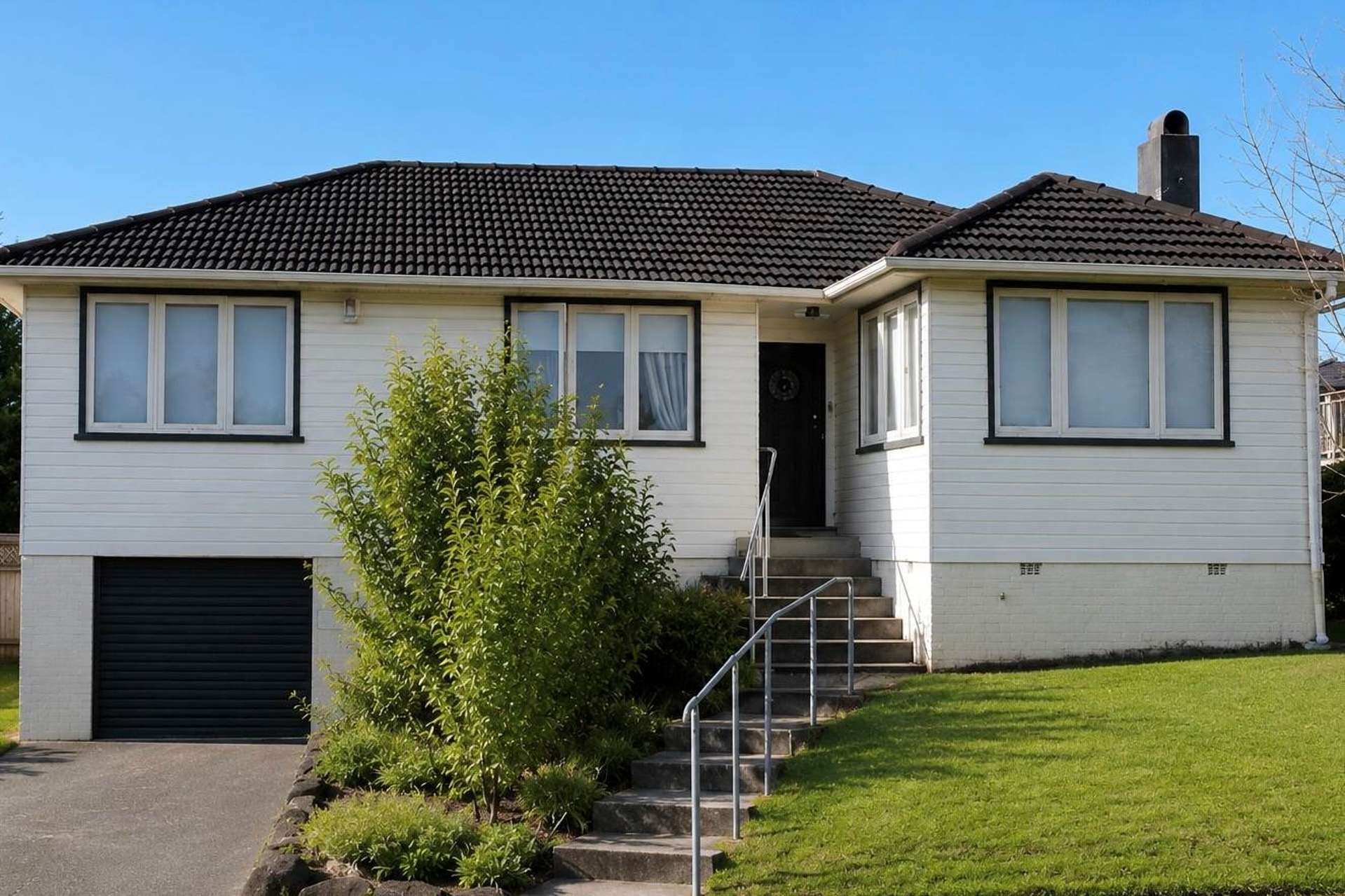 67 McLeod Road Te Atatu South_0