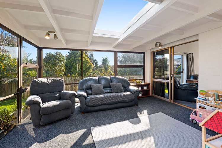 15 Quin Crescent Hawera_5