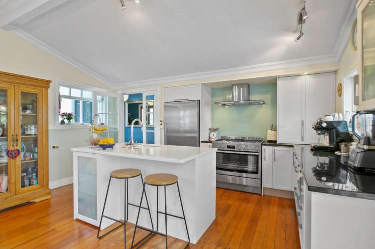 24a Bracken Street New Plymouth Central_12