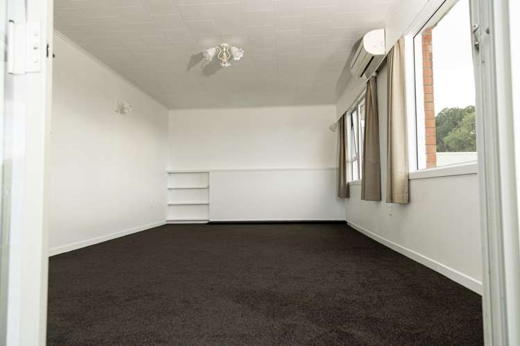 4 George Street Waitara_10