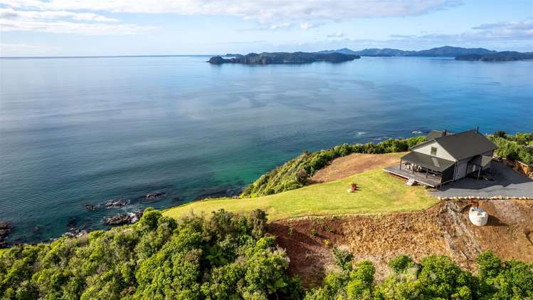 96 Pukematu Lane Russell_14