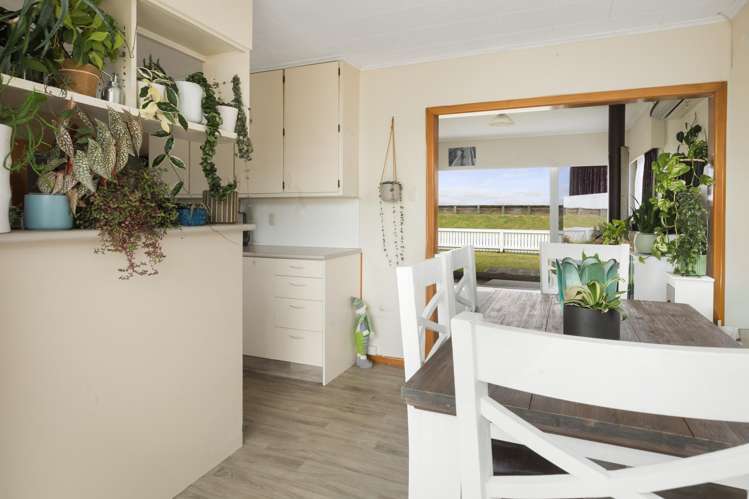 435 Fergusson Drive Thames_8