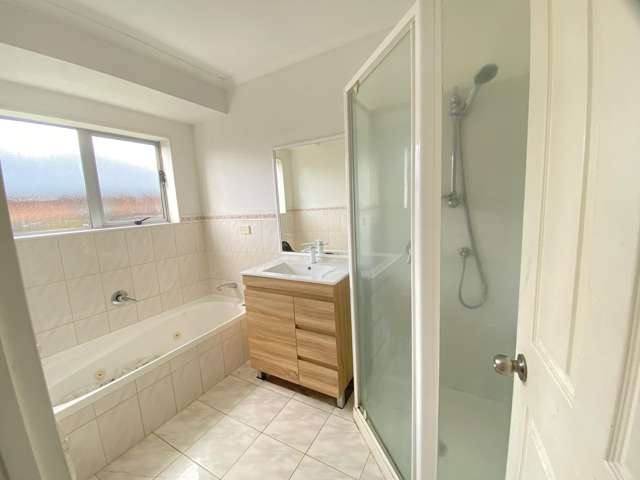 12 Titchmarsh Crescent Flat Bush_4