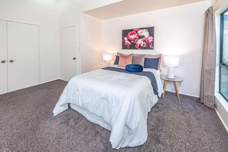 4 Rotokawau Drive St Johns Hill_14