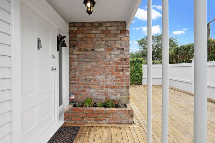 136 Peary Road Mount Eden_12