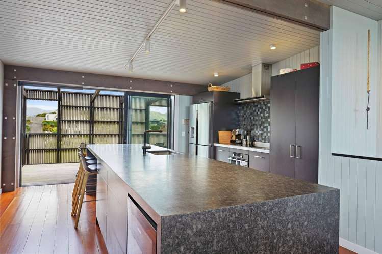 7 Tutere Street Waikanae Beach_25