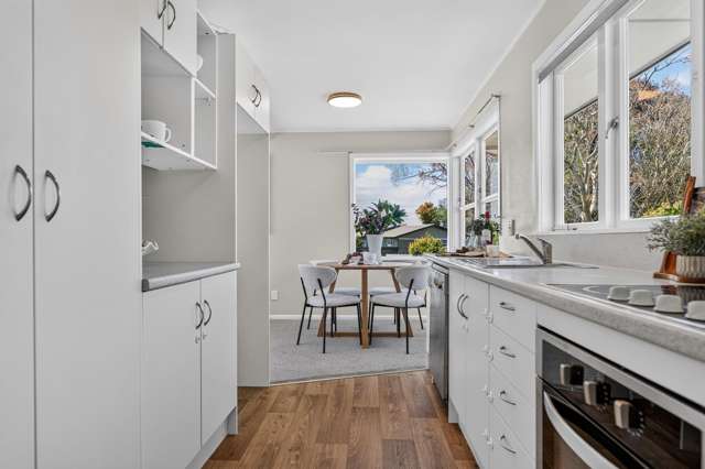 27 Joanna Place Deanwell_4