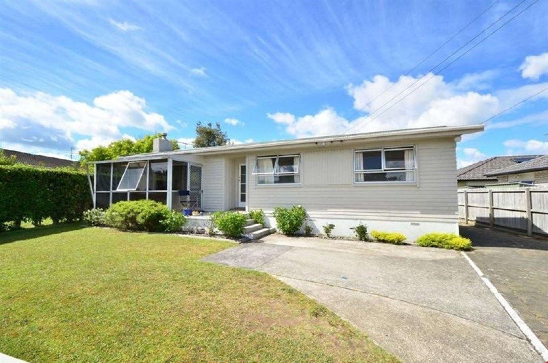 3 Doment Crescent Orewa_0