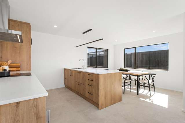 6 Earl Way Amberley_3