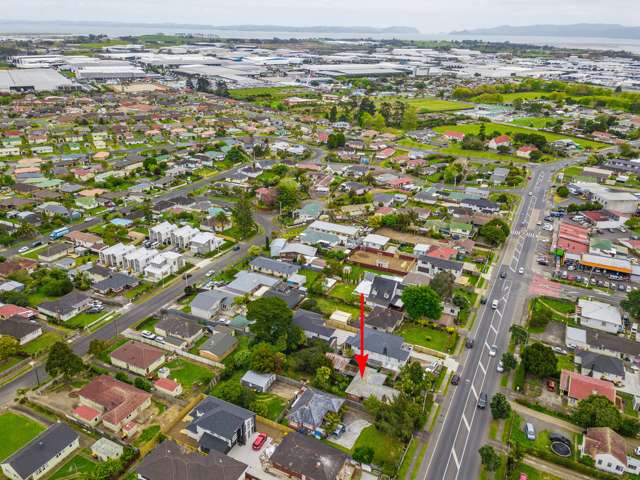 718 Massey Road Mangere_2