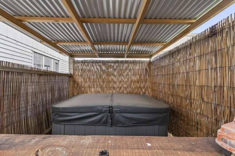 58 Mould Street Waitara_17