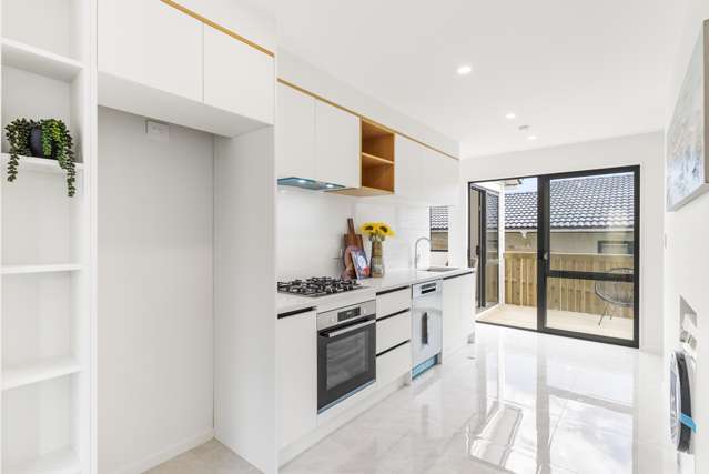 2/311 Albany Highway Rosedale_3