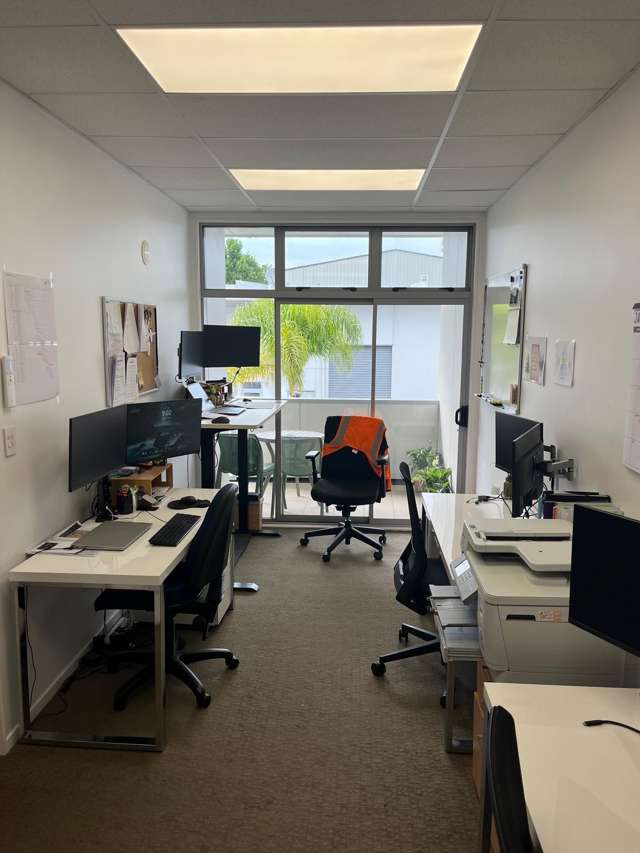 2/6 Loft Place Kumeu_2