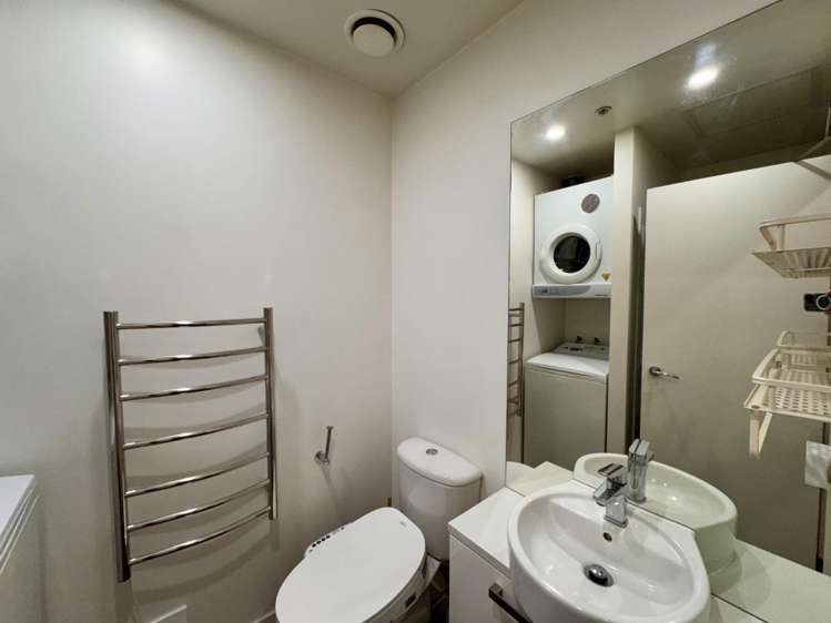 1202/6 Lorne Street 10015_10