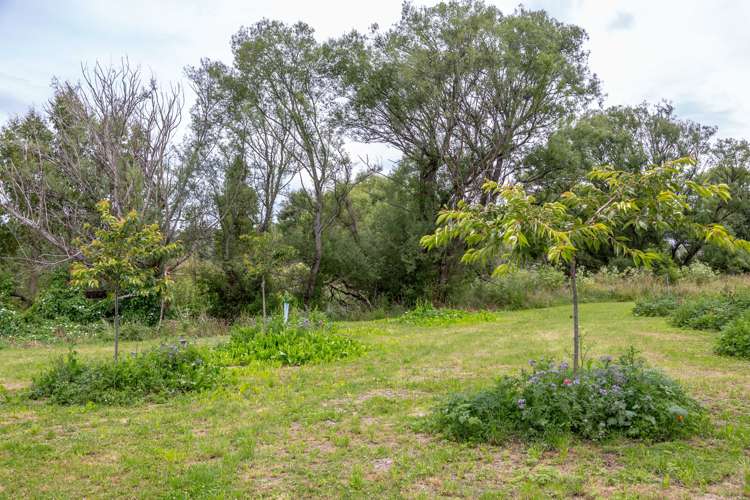 587 Gladstone Road Gladstone_16