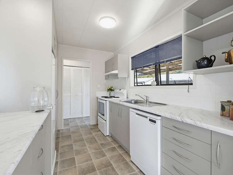 41 Barnard Road Fairy Springs_10