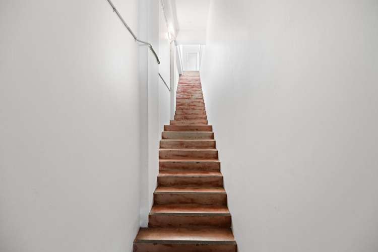 211A Victoria Street 10463_12