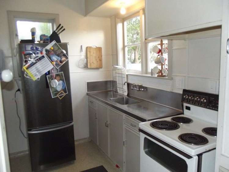 8 Nelson Crescent Napier South_8