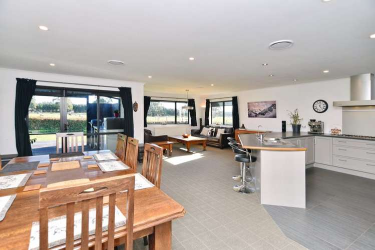 77 Bridge Road Fernside_7