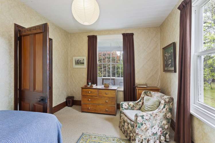 1677 Cust Road Cust_3