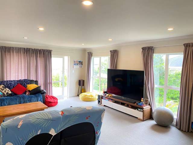 32 Castlederg Drive Flat Bush_1