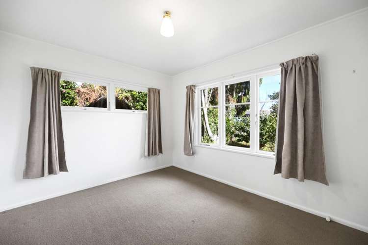 84 Knighton Road 1076_12