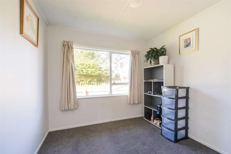 6 Goldings Line Marton_24