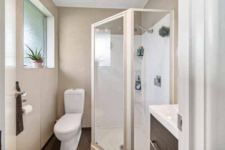 4 Oak Place Gleniti_10