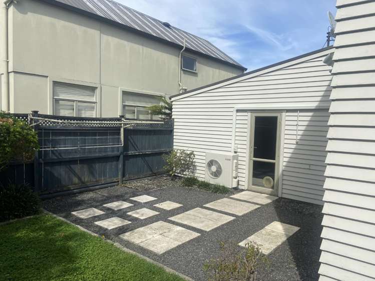 22r Mead Street Avondale_14